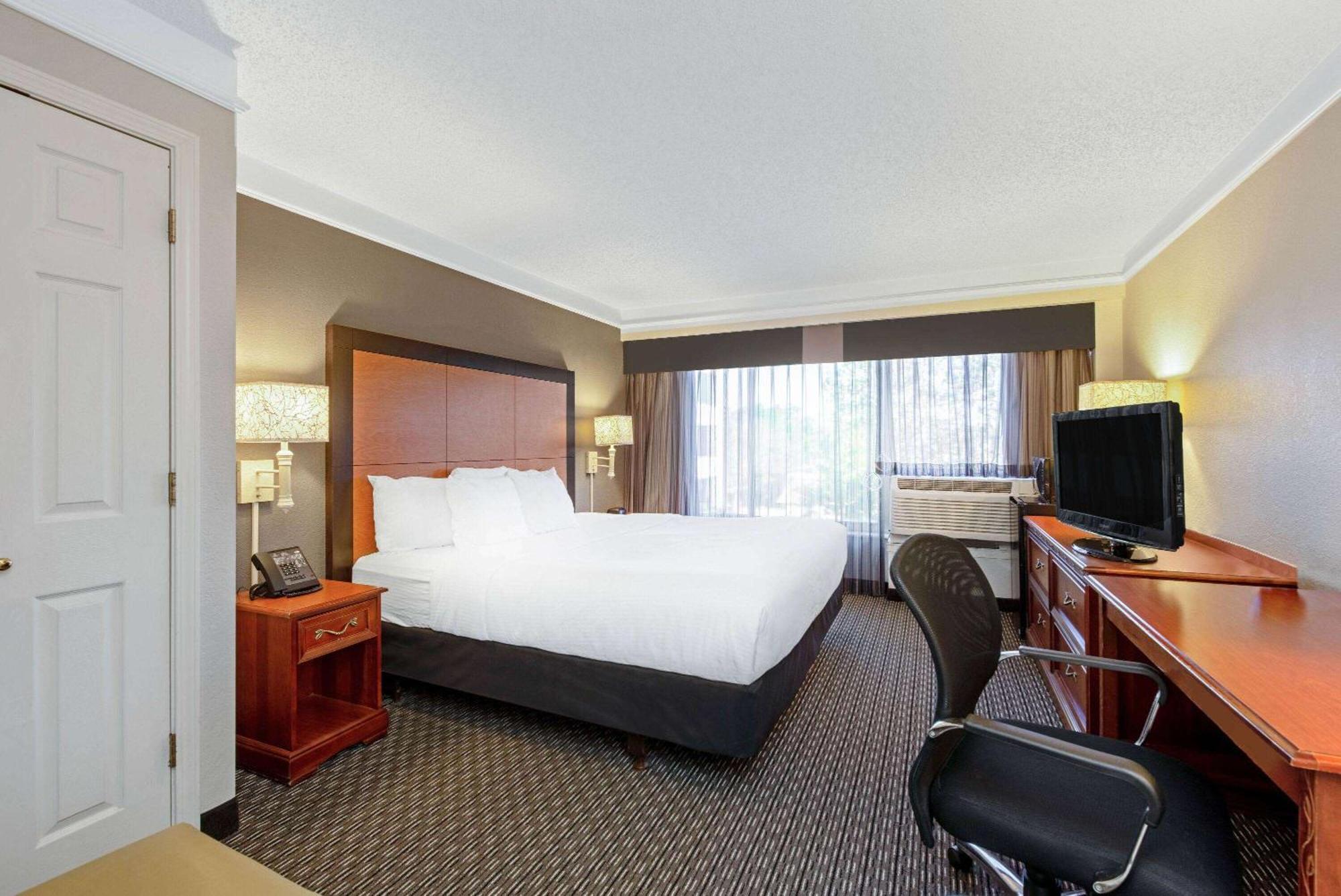 La Quinta By Wyndham New Orleans Airport Hotell Kenner Exteriör bild